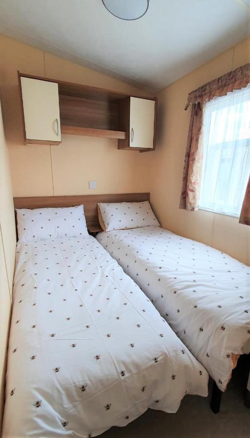 Hotel Olympic Holiday Caravan Selsey Exterior foto